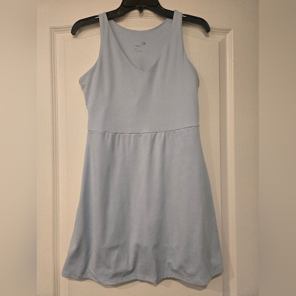 GAP FIT Gray Sleeveless V-Neck Sport Dress